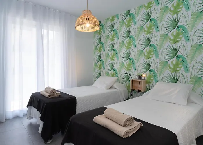 Lejlighedshotel Sur La Dorada, Centricos Soleados A Pocos Metros De La Playa Y Con Parking Opcional 4*