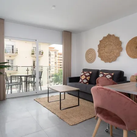 Sur La Dorada, Centricos Soleados A Pocos Metros De La Playa Y Con Parking Opcional Apartmanhotel Fuengirola