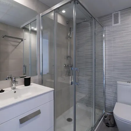 Apartmanhotel Sur La Dorada, Centricos Soleados A Pocos Metros De La Playa Y Con Parking Opcional Fuengirola