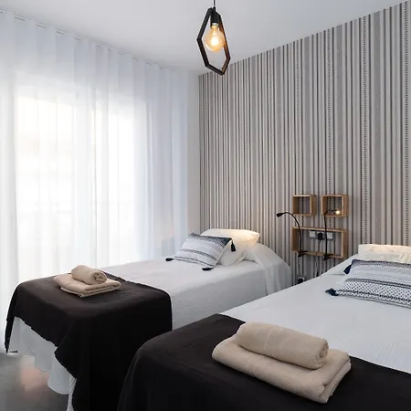 Lejlighedshotel Sur La Dorada, Centricos Soleados A Pocos Metros De La Playa Y Con Parking Opcional Fuengirola