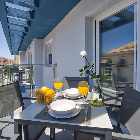 Sur La Dorada, Centricos Soleados A Pocos Metros De La Playa Y Con Parking Opcional Apartmanhotel Fuengirola