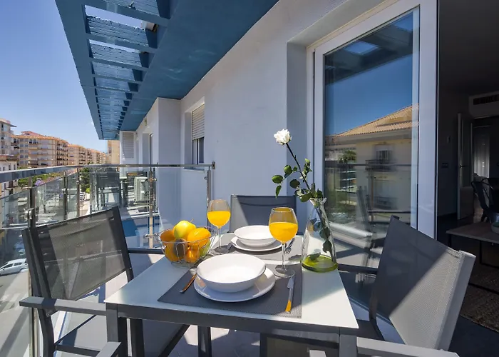 Sur La Dorada, Centricos Soleados A Pocos Metros De La Playa Y Con Parking Opcional Apart Otel Fuengirola