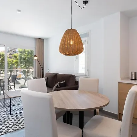 Sur La Dorada Apartahotel 4*