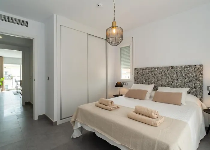 Sur La Dorada, Centricos Soleados A Pocos Metros De La Playa Y Con Parking Opcional 4* Fuengirola