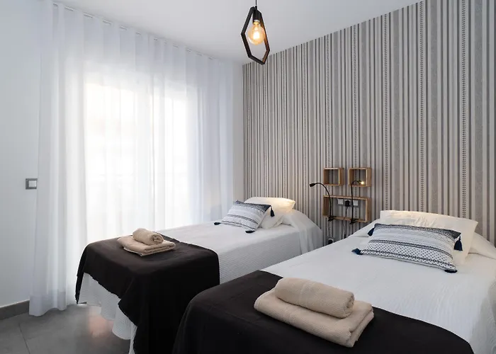 Hotel apartamentowy Sur La Dorada, Centricos Soleados A Pocos Metros De La Playa Y Con Parking Opcional Fuengirola