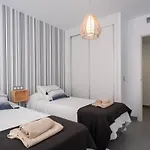 Aparthotel Sur La Dorada, Centricos Soleados A Pocos Metros De La Playa Y Con Parking Opcional